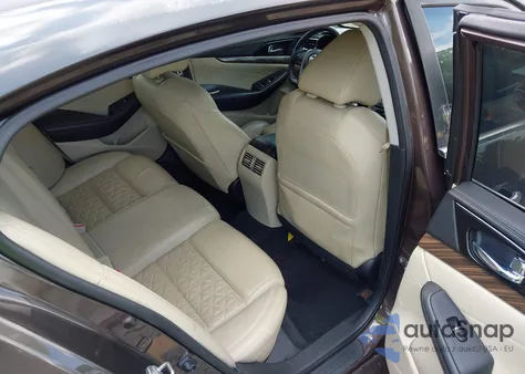 2016 Nissan Maxima 3.5 Platinum z USA, uszkodzony, nr VIN 1N4AA6AP9GC393222